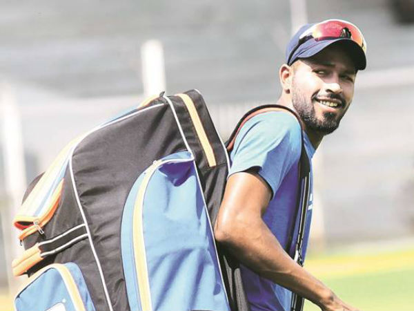 ఆసీస్ పర్యటనకు దూరమైన పాండ్యా