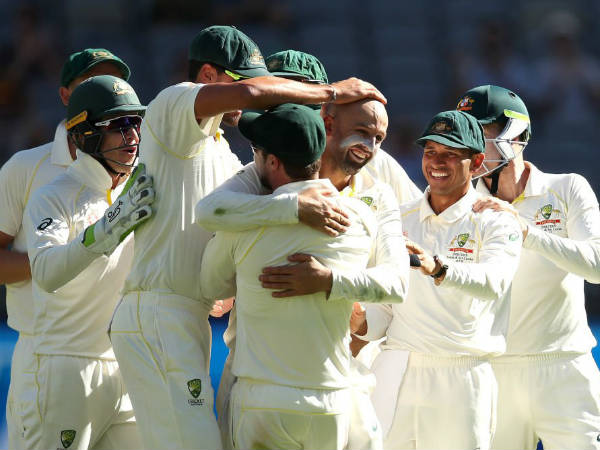  అంఫైర్ తప్పుడు నిర్ణయం