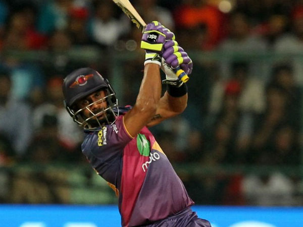 2017లో అద్భుతంగా రాణించిన తివారీ