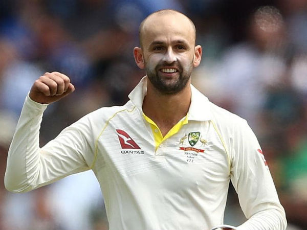 నాథన్ లైయన్‌ను ఔట్ చేయడం 