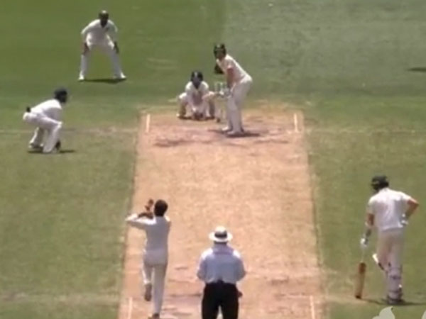  ధోని తరహాలోనే సహచరులను ఉత్తేజపరుస్తూ