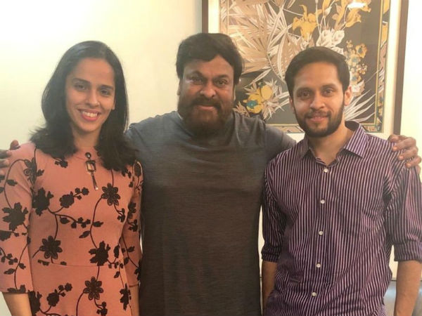 సందడిగా మారిన ఇద్దరి ఇళ్లు 