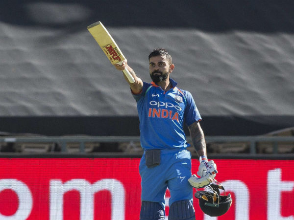 విరాట్ కోహ్లీ - 160, కేప్ టౌన్