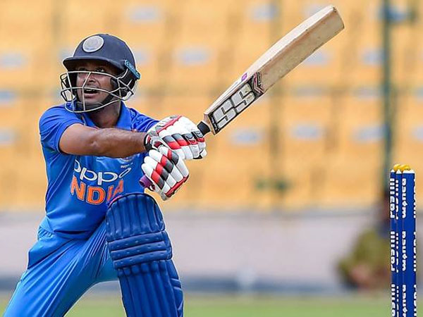 రాయుడు బౌలింగ్‌ను నిశితంగా పరిశీలిస్తాం