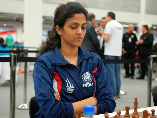 హారిక ద్రోణవల్లి