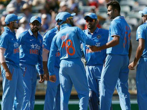 రెండో వికెట్‌కు 54 పరుగులు