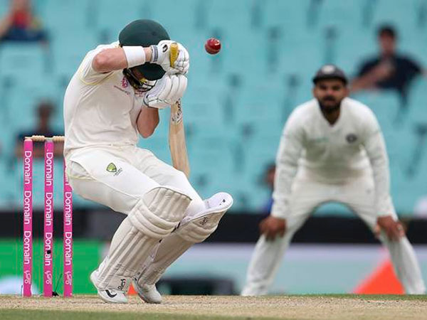 భారత్ బౌలర్లు అద్భుతం