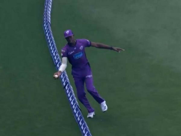 ఆశ్చర్యానికి లోనైన అభిమానులు