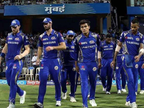  బుమ్రా సేవలను కోల్పోనున్న ముంబై!