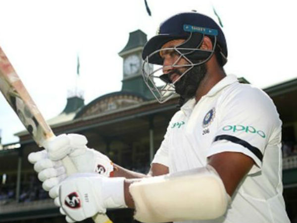 పుజారా సెంచరీ: రంజీ ఫైనల్లోకి సౌరాష్ట్ర