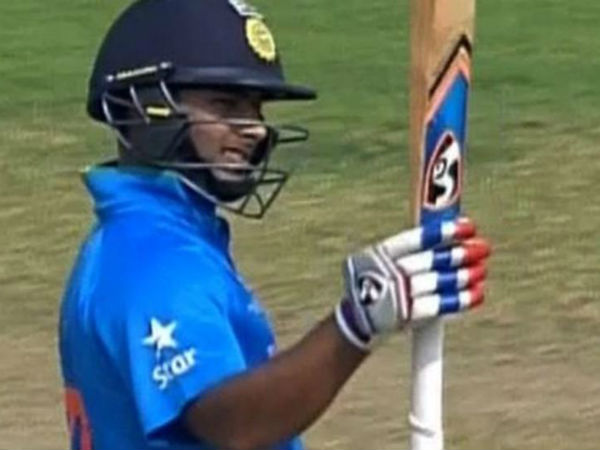 రిషబ్ పంత్ హాఫ్‌సెంచరీ