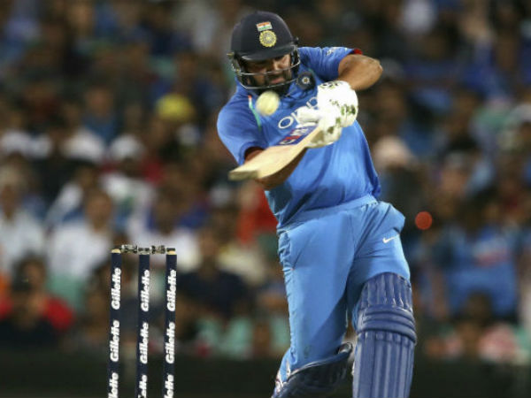 కోహ్లి కంటే ముందు వాళ్లను అడ్డుకోవాలి