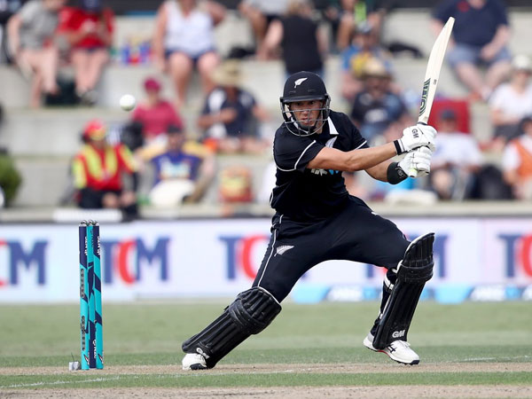  46.2 ఓవర్లలో 298 పరుగులకు ఆలౌట్