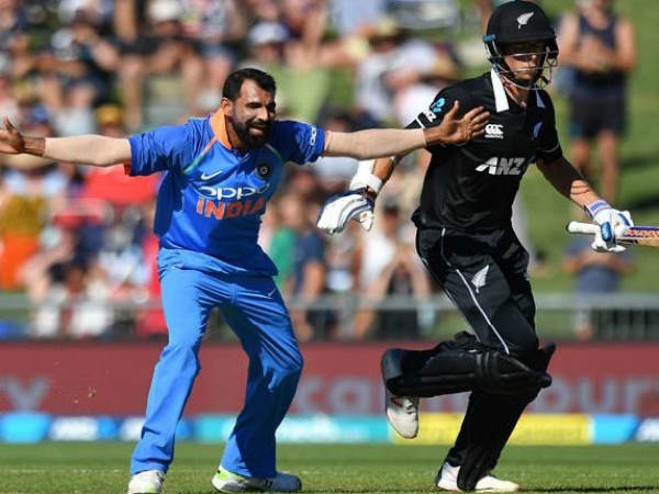 షమీ బౌలింగ్‌లో ఏడో వికెట్‌గా పెవిలియన్‌కు చేరిన టేలర్