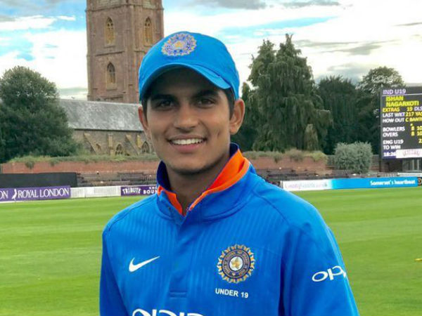 ఐదు మ్యాచుల్లో 720 పరుగులు