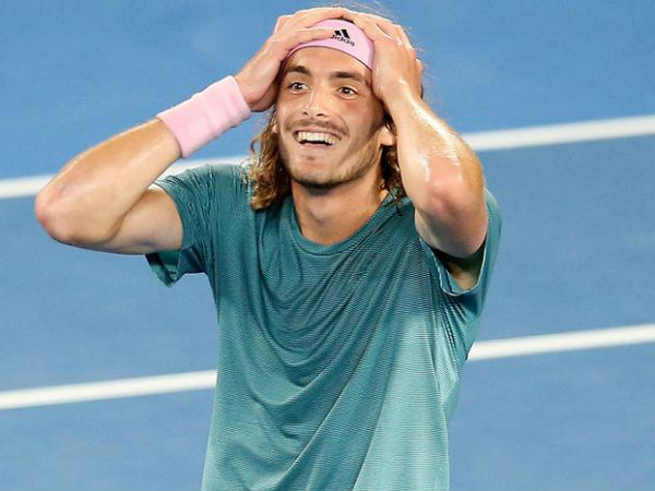 టిట్సిపాస్‌పై ప్రశంసలు