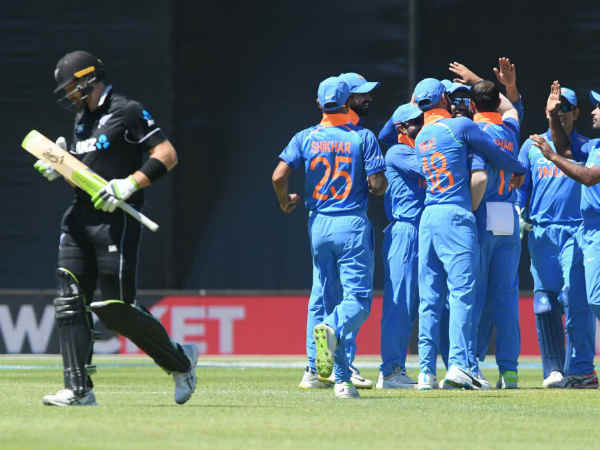 విలియమ్సన్ హాఫ్‌ సెంచరీ