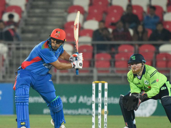 194 పరుగులకే పరిమితమైన ఐర్లాండ్