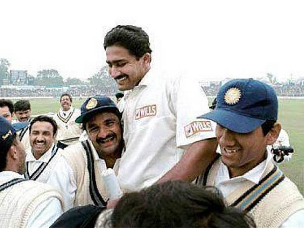 చరిత్ర సృష్టించిన కుంబ్లే: