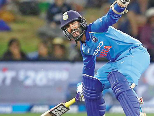 వరల్డ్ కప్‌లో దినేశ్ కార్తీక్ ఆడటం అనుమానమే