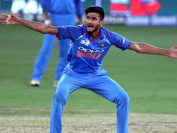 వరల్డ్‌కప్‌కు నాలుగో పేసర్ అవసరం