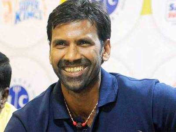 యువ బౌలర్లకి సలహాలు