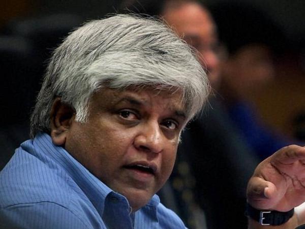 రణతుంగ మాట్లాడుతూ