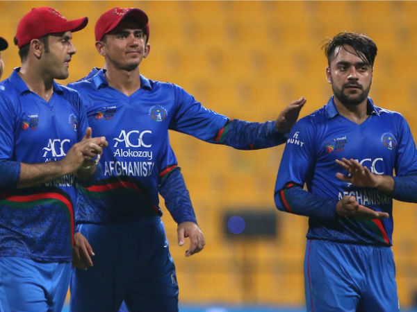 టీ20ల్లో హ్యాట్రిక్ నమోదు