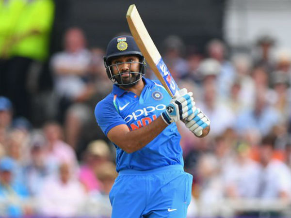 అరుదైన రికార్డుకు చేరువ‌లో రోహిత్ శర్మ