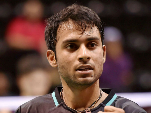 నా సొంత ఖర్చుతోనే కొన్ని టోర్నీలకు