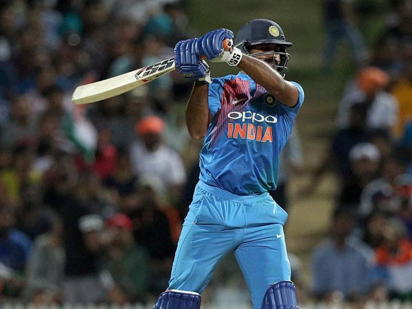 విజయ్‌ శంకర్‌ అద్భుత ప్రదర్శన 