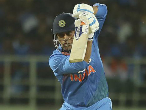 సూపర్ ఫామ్‌లో ధోని