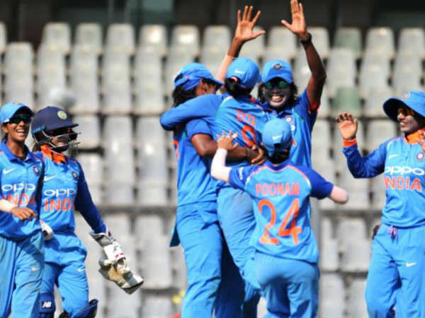 ఆఖరి ఓవర్‌లో భారత విజయానికి 3 పరుగులు 