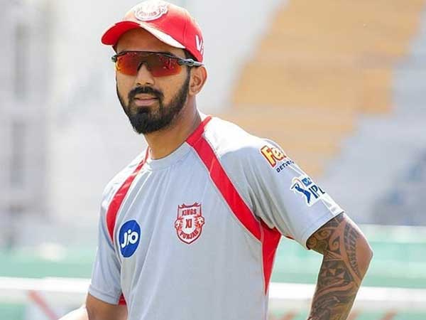 అంతర్జాతీయ స్థాయిలో తరచుగా ఆడుతుంటే