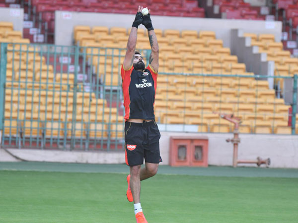 ఆసీస్‌ చేతిలో ఓటమి