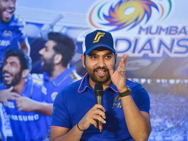 రోహిత్ ఓపెనింగ్ నిర్ణయాలతో ఇబ్బంది