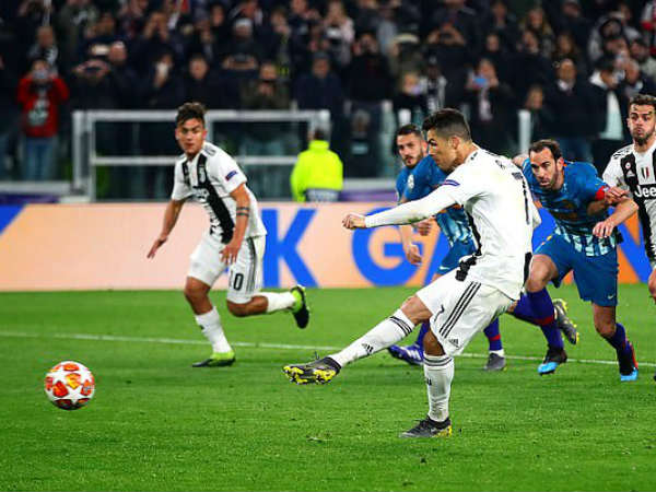 మ్యాచ్‌ 27వ నిమిషంలో