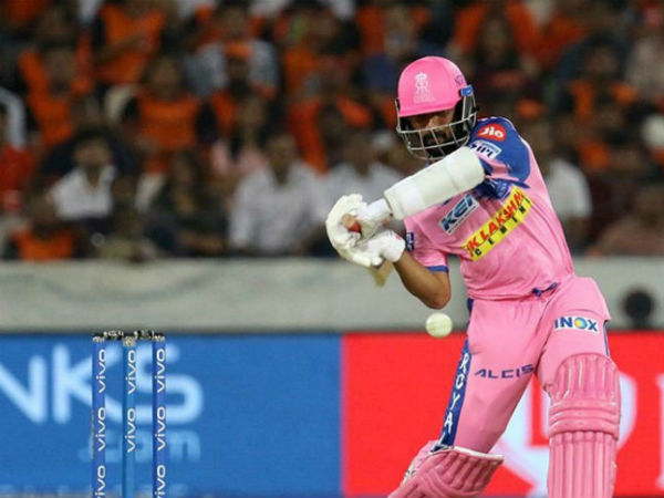 ఆకాశమే హద్దుగా చెలరేగాడు