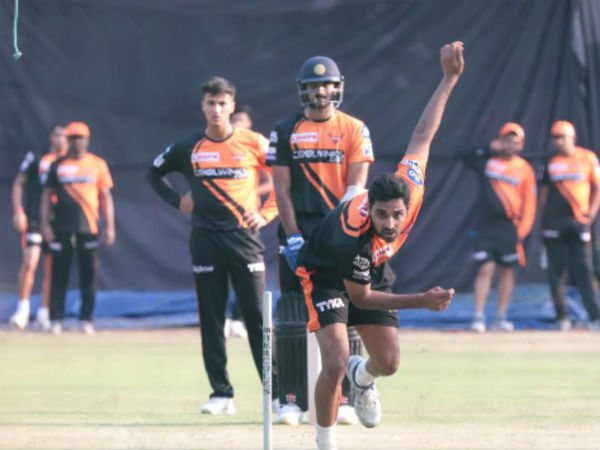 ప్రత్యామ్నాయ వేదికగా వైజాగ్‌