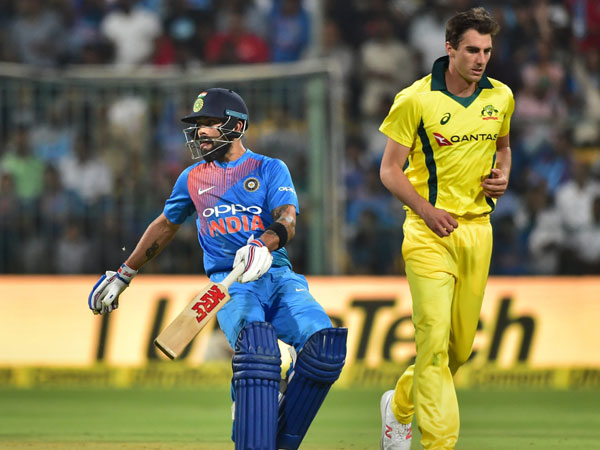 ఆడమ్‌ జంపా అద్భుతం