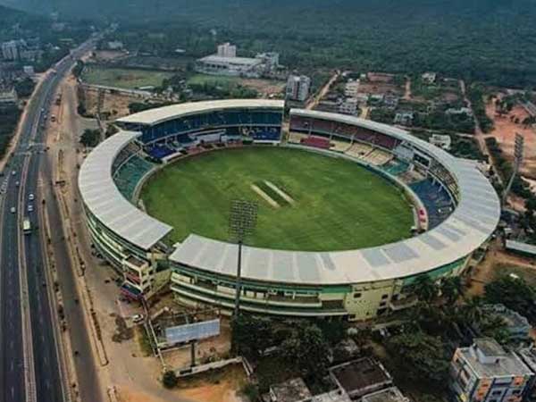 ప్రత్యామ్నాయ వేదికగా వైజాగ్‌