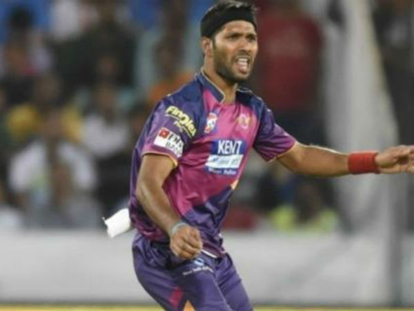 అగ్రస్థానంలో అశోక్ దిండా