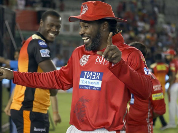 అభిమానులు ముద్దుగా యూనివర్స్ బాస్ అంటూ 