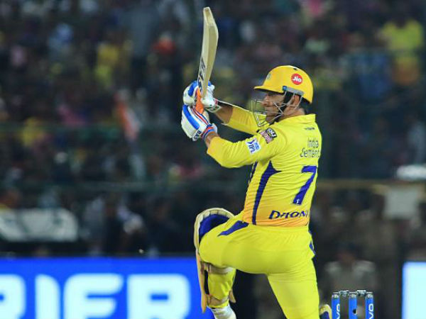 రాయుడు, ధోనీ అర్ధ సెంచరీలు: