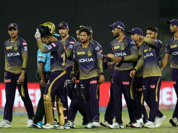 సమిష్టి ప్రదర్శన: