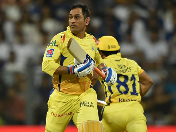 సరదాగా పరుగెత్తించి ఆటపట్టించాడు: