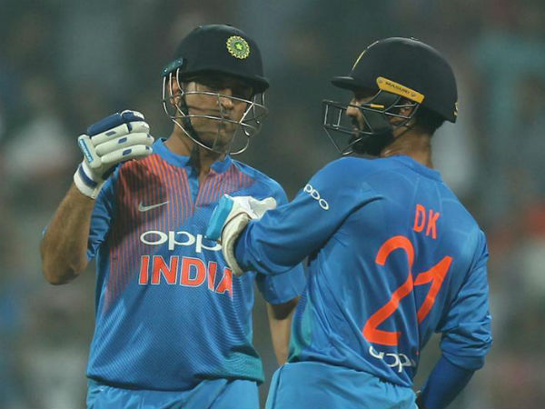 ధోని జట్టులో ఉన్నంత వరకూ