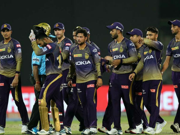 సమిష్టిగా రాణిస్తోంది: