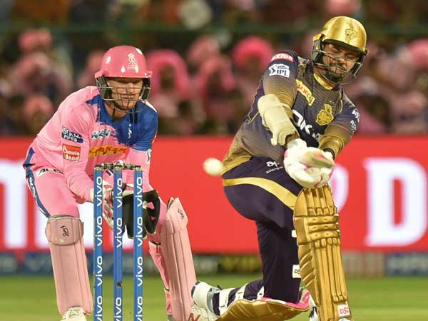 బౌలింగ్ ప్రదర్శన