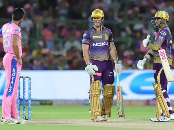 స్మిత్‌ అర్ధ శతకం: